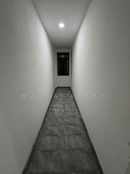 Rumah Teres 1 Tingkat untuk Dijual di Taman Pelangi Indah (Ulu Tiram) - Wallace Ang - Corridor - PropertyGuru.com.my