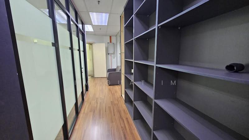 Office for Rent in Mont Kiara (Kuala Lumpur) - Lim Guat Im - Corridor - PropertyGuru.com.my