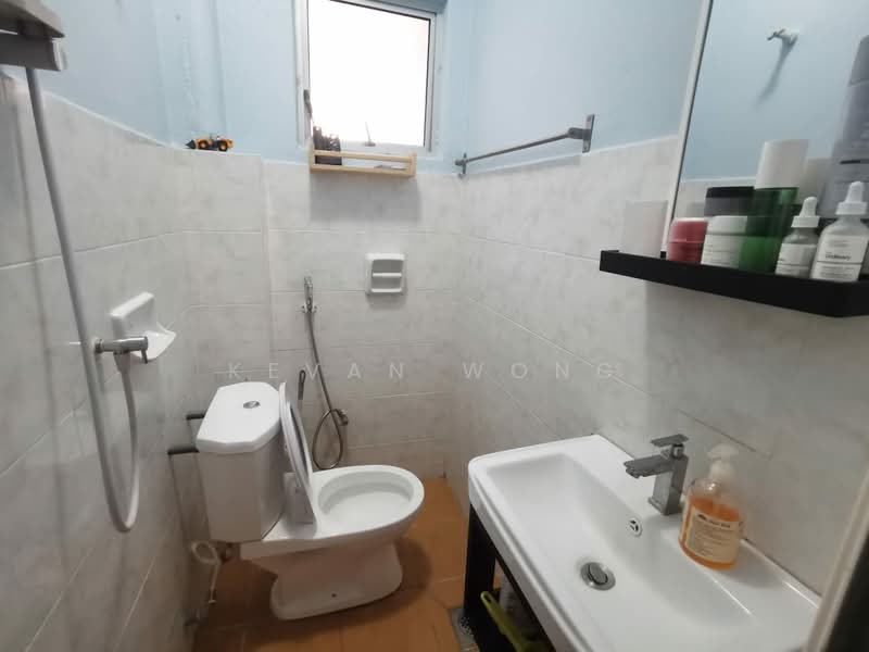2.5-storey Terraced House for Sale in Taman Sri Gombak (Gombak) - Kevan Wong - Bathroom - PropertyGuru.com.my
