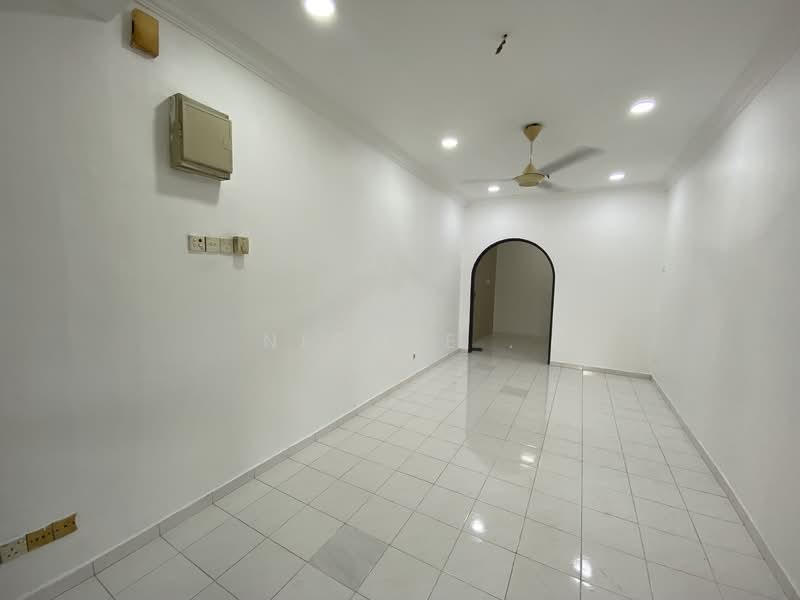 Rumah Teres 1 Tingkat untuk Disewa di Kepong Baru (Kepong) - Nicole . - Living Room - PropertyGuru.com.my