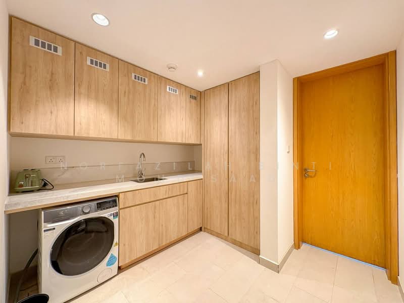 Banglo Komersial untuk Dijual di Kota Tinggi (Johor) - Norfazilah Binti Mohd Saad - Interior - PropertyGuru.com.my
