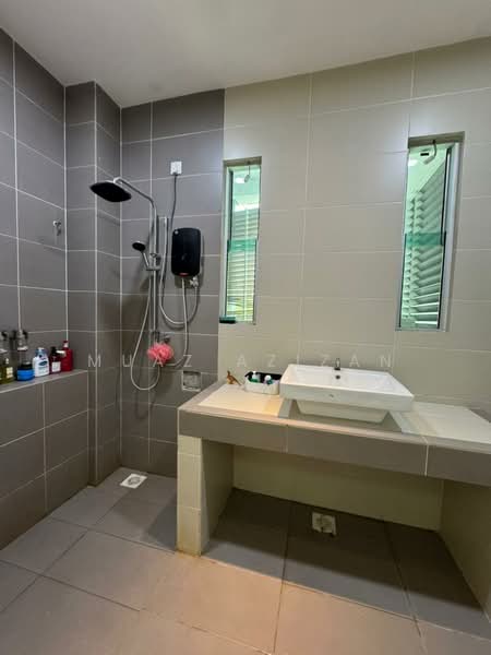 Semi-Detached House for Sale in Bandar Puteri Jaya (Sungai Petani) - Muaz Azizan - Bathroom - PropertyGuru.com.my