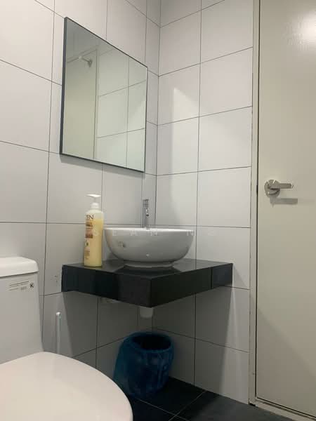 Servis Apartment untuk Disewa di Chambers - Sean Ng - Bathroom - PropertyGuru.com.my