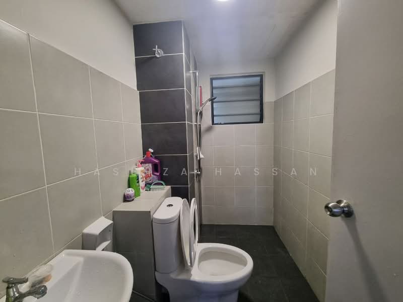 Condominium for Sale at Hillpark Residence - Hasliza Hassan - Bathroom - PropertyGuru.com.my