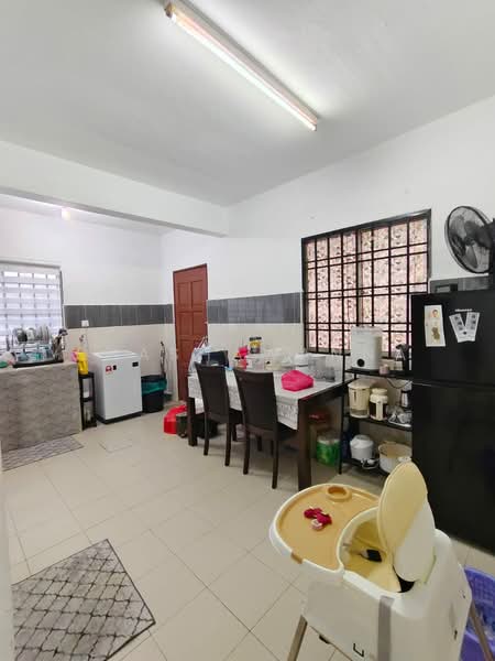 Rumah Teres 2 Tingkat untuk Dijual di Taman Kota Masai (Pasir Gudang) - Shashawanna . - Kitchen - PropertyGuru.com.my