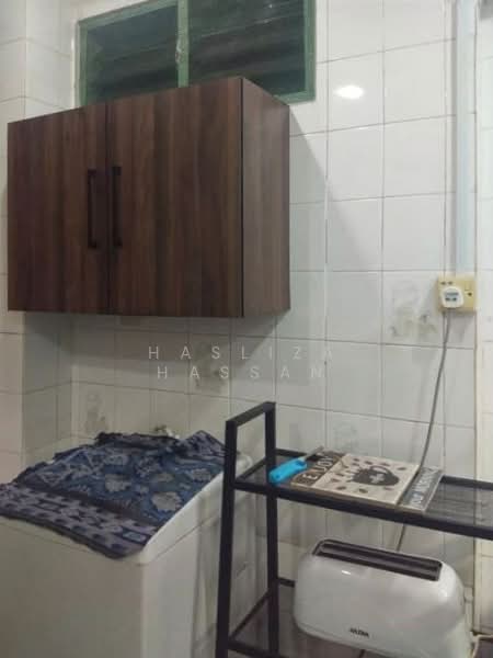Apartment for Sale at Tasik Heights Apartment - Hasliza Hassan - Kitchen - PropertyGuru.com.my
