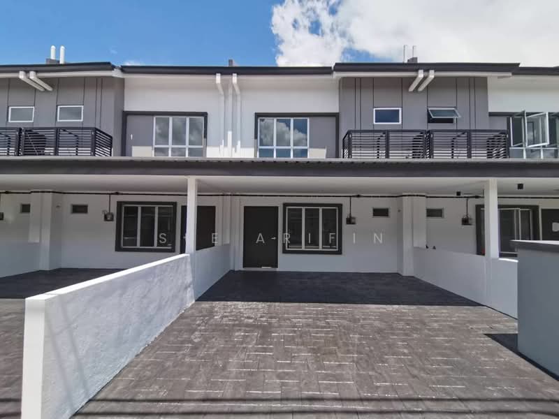 Terraced House for Sale in Kuala Selangor (Selangor) - Sue Arifin - Exterior - PropertyGuru.com.my