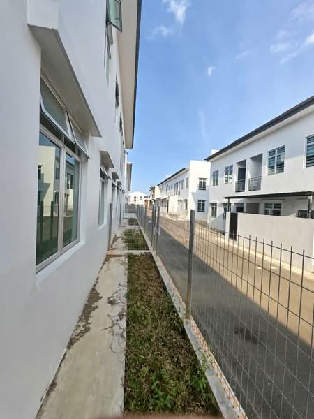 2-storey Terraced House for Sale in Bandar Dato Onn (Tebrau) - San . - PropertyGuru.com.my