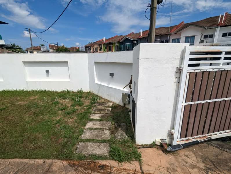 2-storey Terraced House for Sale in Bandar Tasik Puteri (Rawang) - Nazrin Hakimin - Exterior - PropertyGuru.com.my