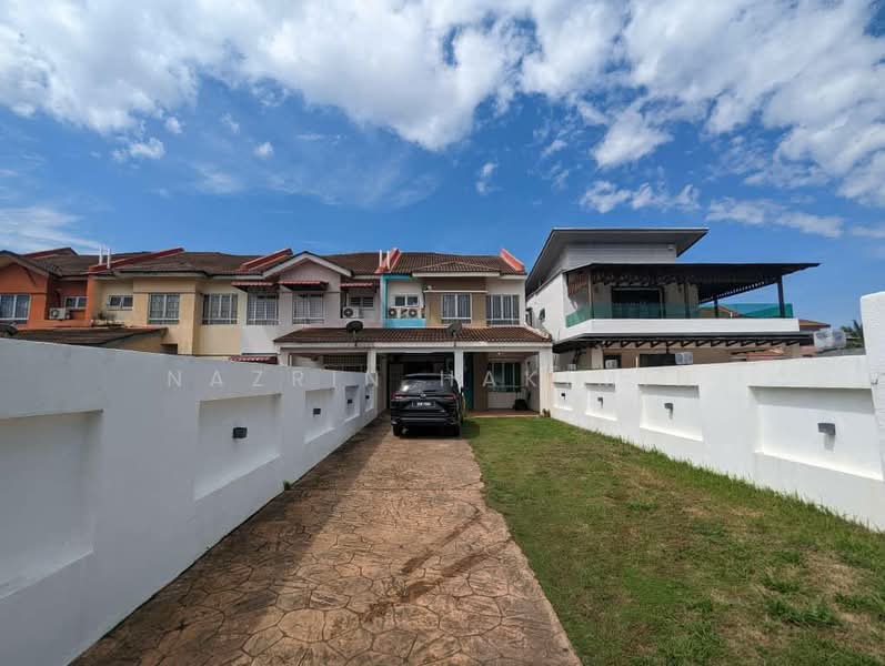 Block 3 Bandar Tasik Puteri Rawang - 2