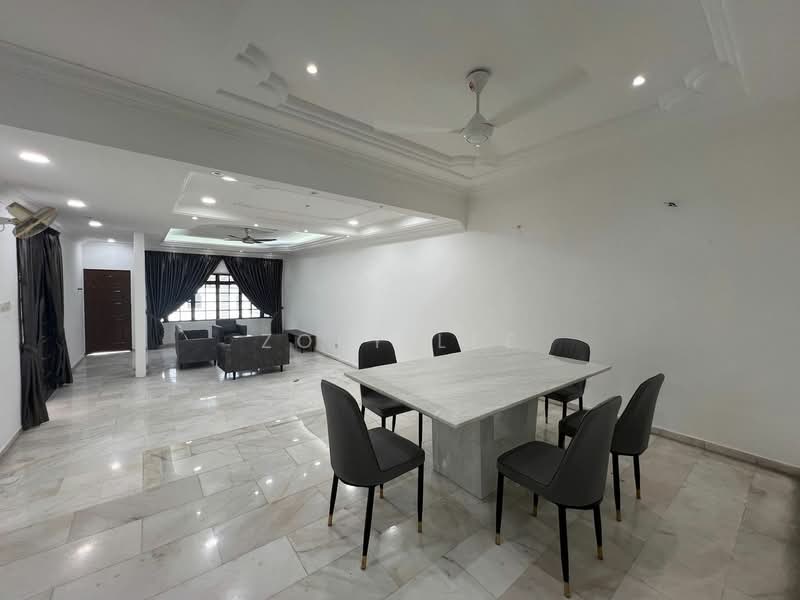 Semi-Detached House for Rent in Taman Tasek (Johor Bahru) - Zoey Lee - Living Room - PropertyGuru.com.my