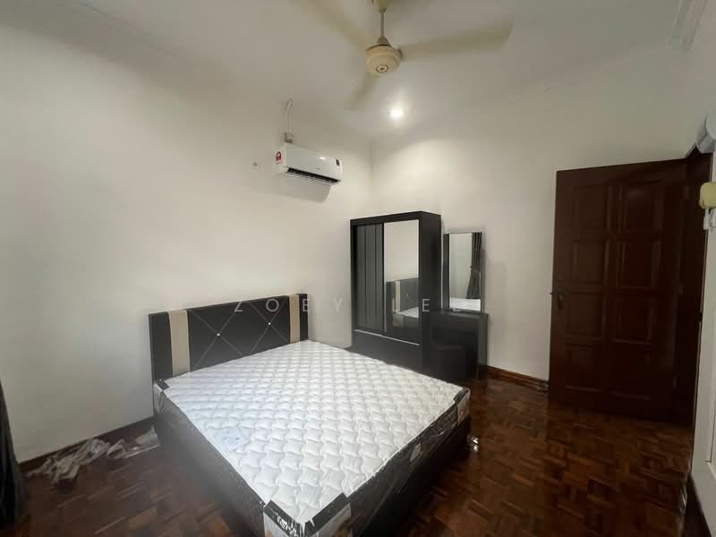Semi-Detached House for Rent in Taman Tasek (Johor Bahru) - Zoey Lee - Bedroom - PropertyGuru.com.my