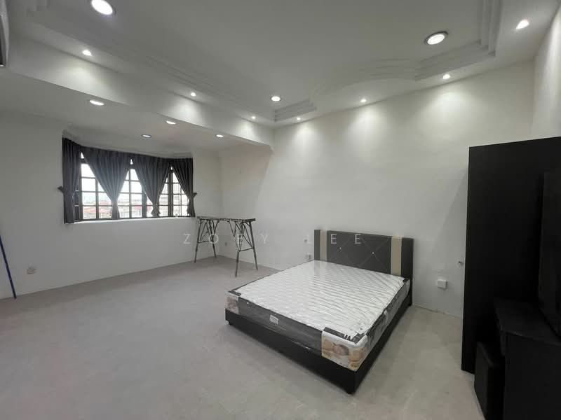 Semi-Detached House for Rent in Taman Tasek (Johor Bahru) - Zoey Lee - Bedroom - PropertyGuru.com.my