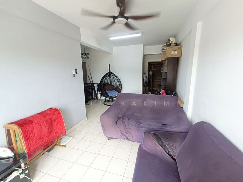Condominium for Sale at Pangsapuri Saujana Gombak - Nazrin Hakimin - Living Room - PropertyGuru.com.my