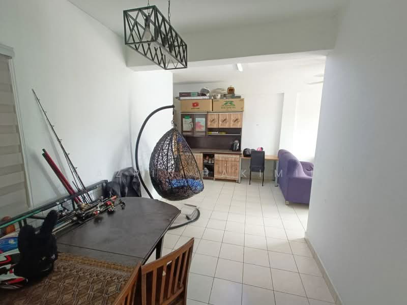 Condominium for Sale at Pangsapuri Saujana Gombak - Nazrin Hakimin - Living Room - PropertyGuru.com.my