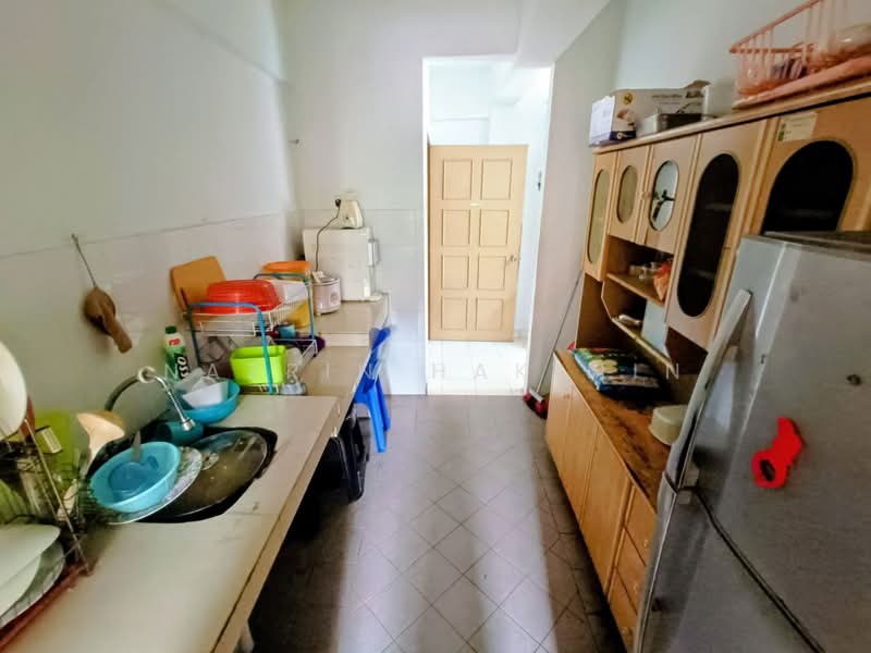 Condominium for Sale at Pangsapuri Saujana Gombak - Nazrin Hakimin - Kitchen - PropertyGuru.com.my