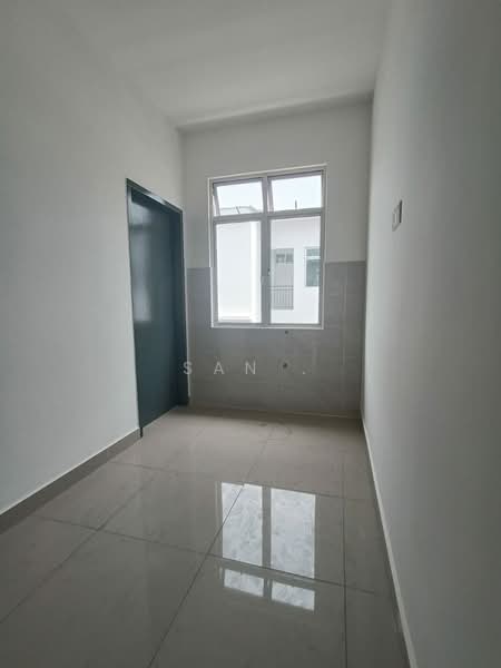2-storey Terraced House for Sale in Bandar Dato Onn (Tebrau) - San . - PropertyGuru.com.my