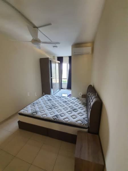 Kondominium untuk Dijual di Putra Marine Resort - Elaine Ooi - Bedroom - PropertyGuru.com.my