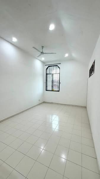 Rumah Teres 1 Tingkat untuk Dijual di Taman Pelangi Indah (Ulu Tiram) - Alex Lim - PropertyGuru.com.my