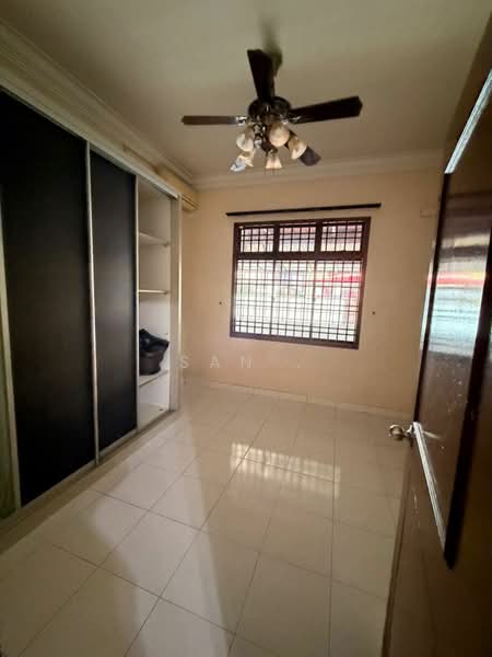 Semi-Detached House for Sale in Taman Perling (Perling) - San . - PropertyGuru.com.my