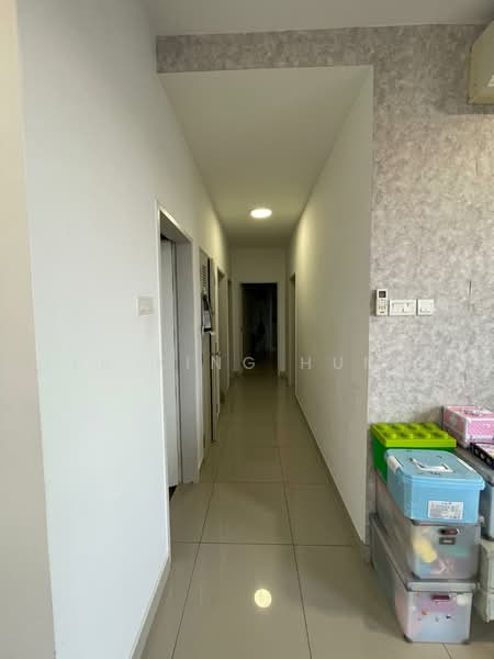 Condominium for Rent at Parkhill Residence - Lu King Hung - Corridor - PropertyGuru.com.my