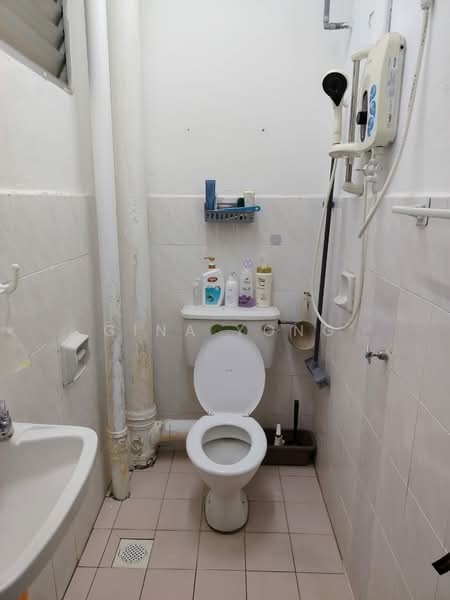 Apartment for Sale at Nipah Emas - Gina Yong - Bathroom - PropertyGuru.com.my