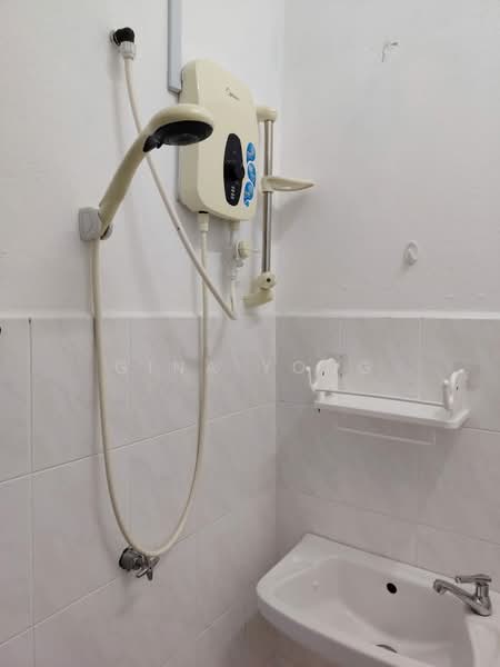 Apartment for Sale at Nipah Emas - Gina Yong - Bathroom - PropertyGuru.com.my