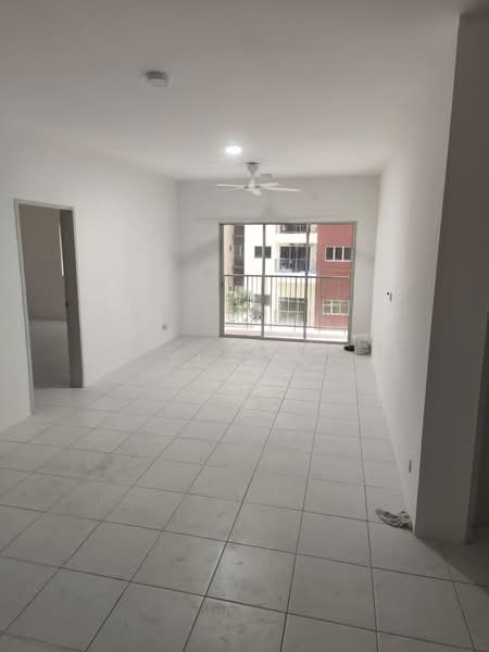 Condominium for Rent at Residensi Sateria - Yi Lin - Living Room - PropertyGuru.com.my