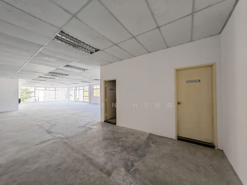 Tanah Komersial untuk Disewa di Kempas Lama (Johor Bahru) - Karen Heng - PropertyGuru.com.my
