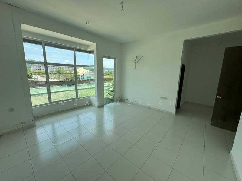 2-storey Terraced House for Sale in Bandar Sp Saujana (Sungai Petani) - Muaz Azizan - Living Room - PropertyGuru.com.my