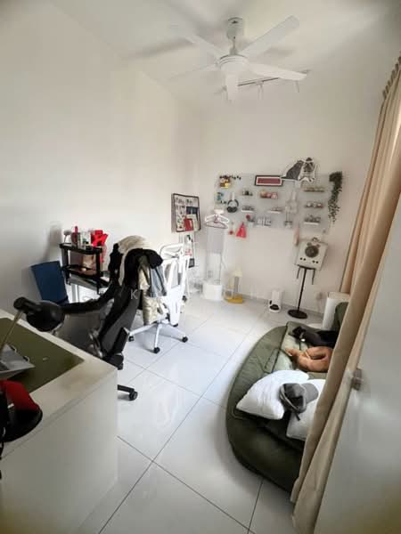 Servis Apartment untuk Dijual di Sky Trees - KK Koh - Study - PropertyGuru.com.my