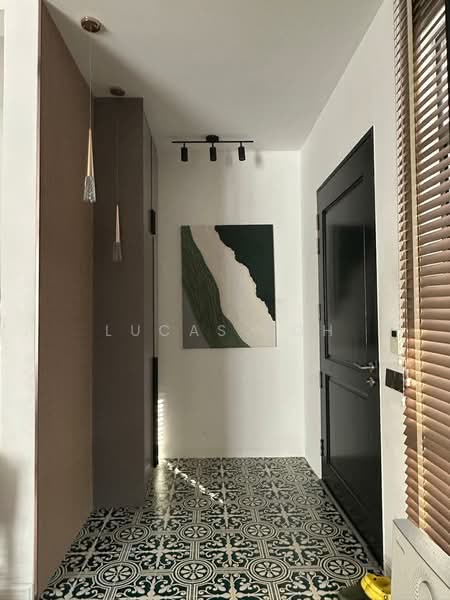 Rumah Berkembar untuk Dijual di Kuala Selangor (Selangor) - Lucas Loh - Entrance - PropertyGuru.com.my