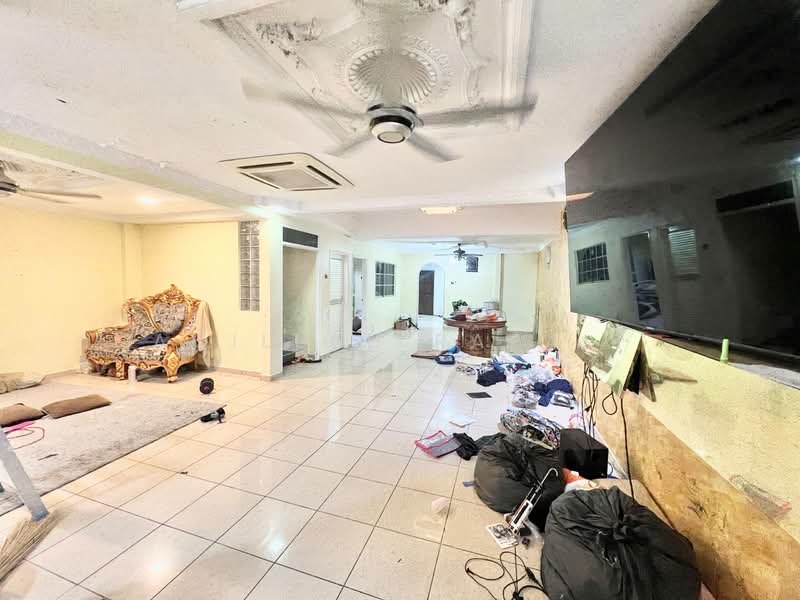 2-storey Terraced House for Sale in Taman Pandan Indah (Ampang) - Aqillah Razali - Living Room - PropertyGuru.com.my