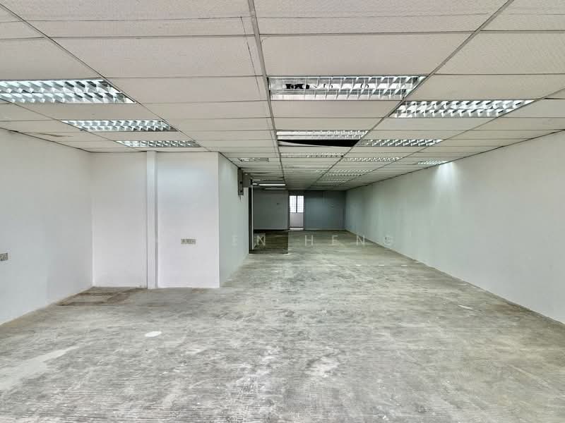 Kedai / Pejabat untuk Disewa di Taman Molek (Johor Bahru) - Karen Heng - PropertyGuru.com.my