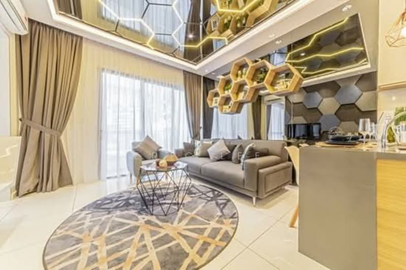 Servis Apartment untuk Dijual di Sky Trees - Eric Lee - Living Room - PropertyGuru.com.my