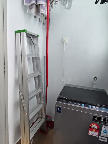 Service Residence for Rent at B11 Parkland Residence - MC Cheok - Washing machine - PropertyGuru.com.my