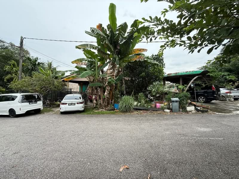 Rumah Teres 1 Tingkat untuk Dijual di Seksyen 2 (Bangi) - Aqillah Razali - Exterior - PropertyGuru.com.my