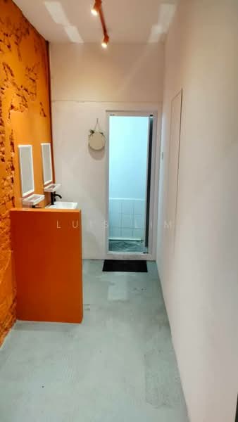 Shop for Rent in Johor Bahru (Johor) - Luis Lim - Bathroom - PropertyGuru.com.my