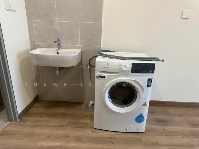 Servis Apartment untuk Disewa di 8th & Stellar - Shawn Lee Kah Kit - Bathroom - PropertyGuru.com.my