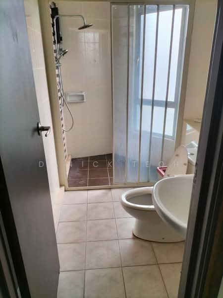 Kondominium untuk Disewa di The Brezza - Danick Teoh - Bathroom - PropertyGuru.com.my