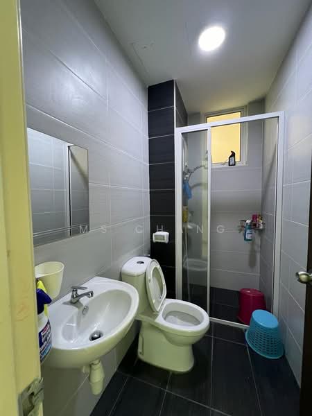 Kondominium untuk Dijual di Reflections Condominium - Ms Chang - PropertyGuru.com.my