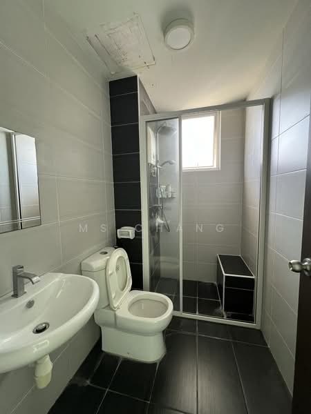 Kondominium untuk Dijual di Reflections Condominium - Ms Chang - PropertyGuru.com.my