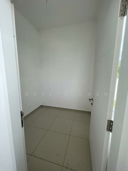 2-storey Terraced House for Sale in Bandar Sri Sendayan (Negeri Sembilan) - Jocelyn Chan - Additional Store Room - PropertyGuru.com.my