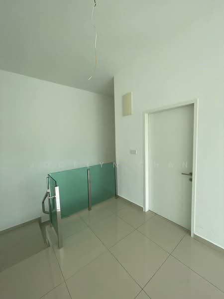 2-storey Terraced House for Sale in Bandar Sri Sendayan (Negeri Sembilan) - Jocelyn Chan - Second Living Area - PropertyGuru.com.my