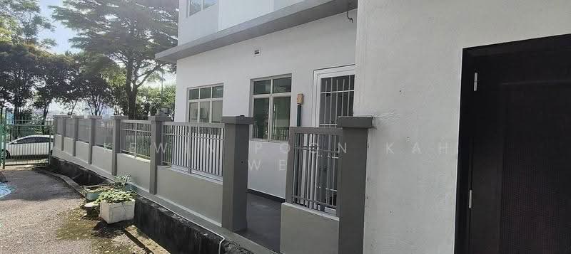 Rumah Teres 3-Tingkat untuk Dijual di Puchong (Selangor) - Kewin Poon Kah Wei - Exterior - PropertyGuru.com.my