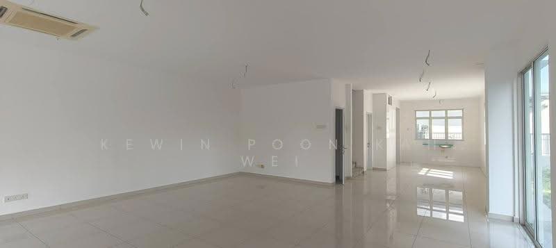 Rumah Teres 3-Tingkat untuk Dijual di Puchong (Selangor) - Kewin Poon Kah Wei - Living Room - PropertyGuru.com.my