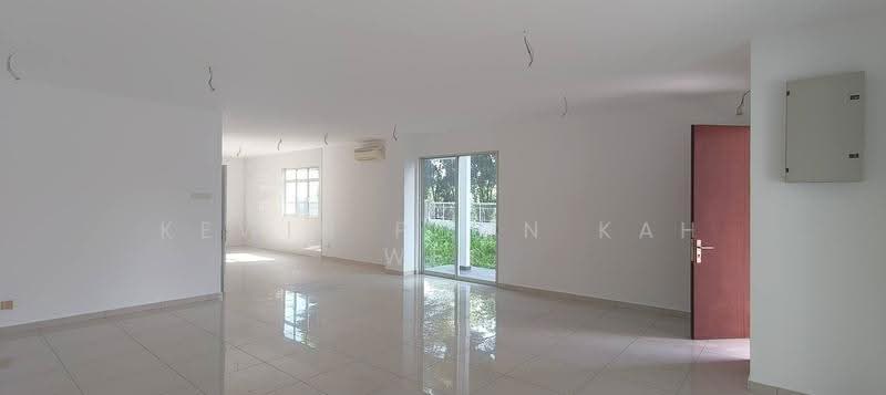 Rumah Teres 3-Tingkat untuk Dijual di Puchong (Selangor) - Kewin Poon Kah Wei - Living Room - PropertyGuru.com.my