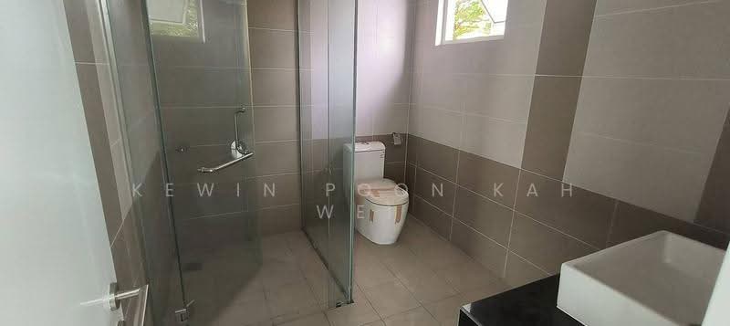 Rumah Teres 3-Tingkat untuk Dijual di Puchong (Selangor) - Kewin Poon Kah Wei - Bathroom - PropertyGuru.com.my