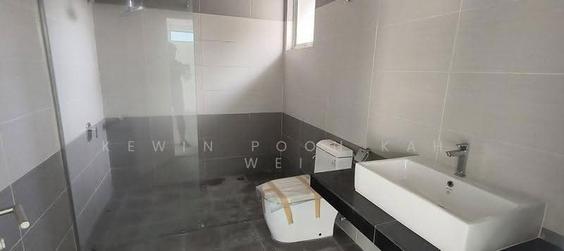Rumah Teres 3-Tingkat untuk Dijual di Puchong (Selangor) - Kewin Poon Kah Wei - Bathroom - PropertyGuru.com.my