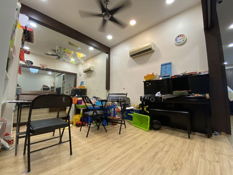 Semi-Detached House for Sale in Taman Bukit Serdang (Seri Kembangan) - Edward Ooi - Interior - PropertyGuru.com.my